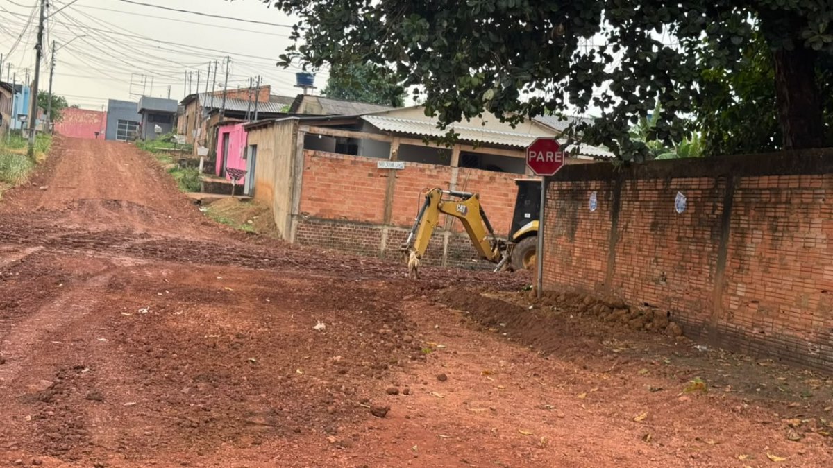 EDIMILSON DOURADO: Vereador fiscaliza ruas e cobra melhorias no Cidade do Lobo