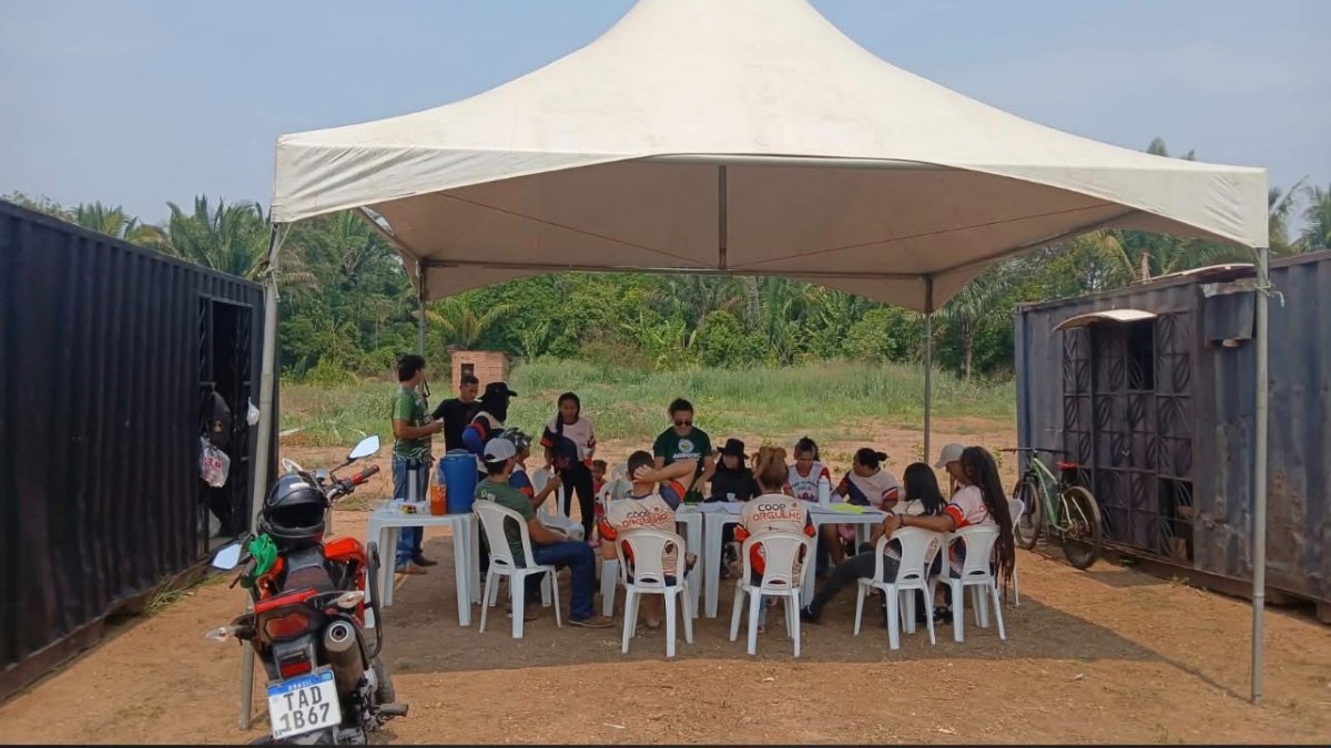 SOCIAL: Projeto apoiado pelo SINJUR avança com capacitação para produção de hortaliças e mudas frutíferas