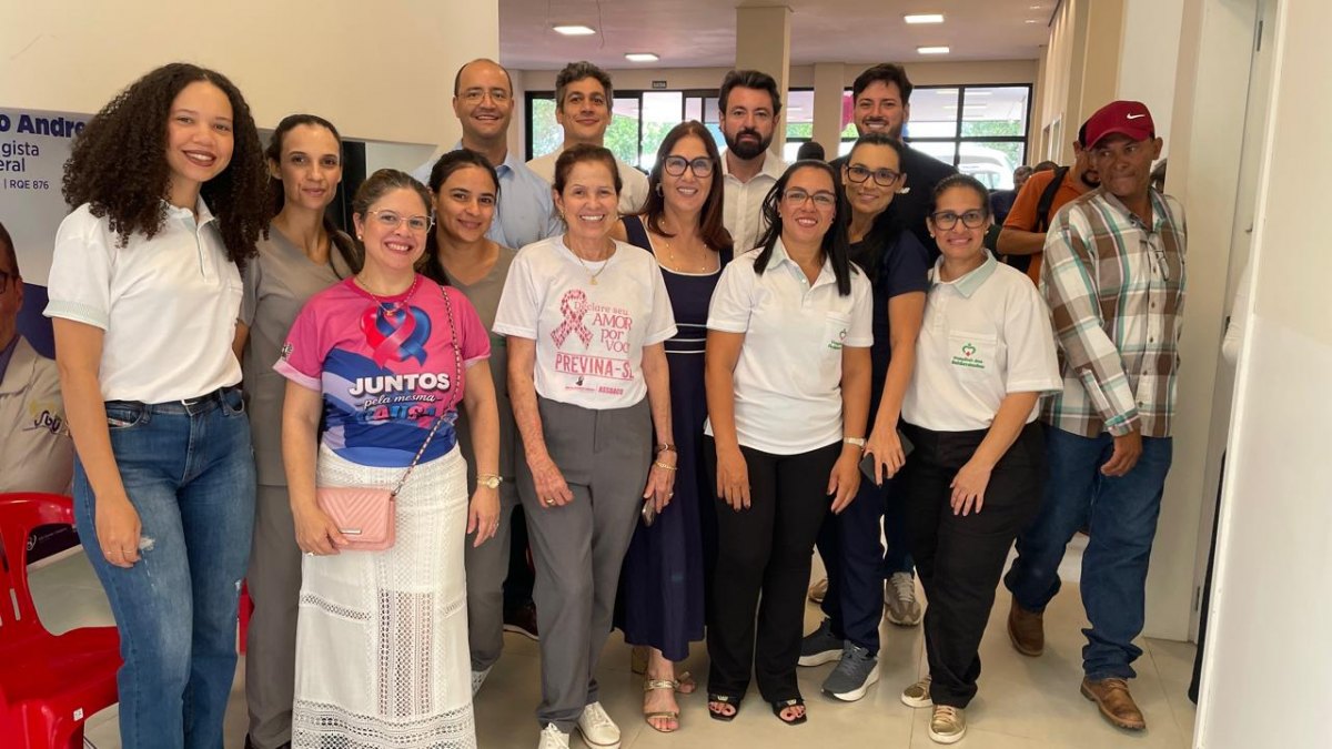 COMBONI ROSA E AZUL: Ministro Andreazza leva 168 pessoas para exames contra o câncer em Cacoal