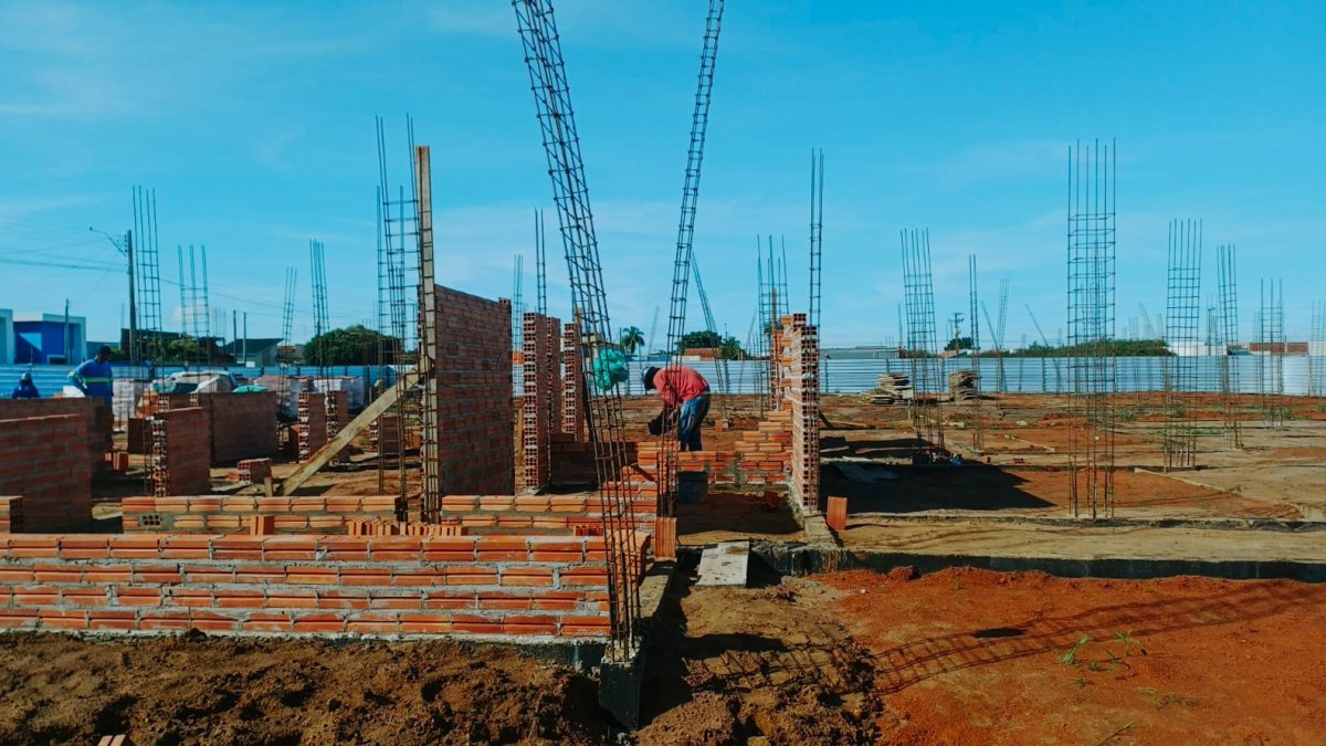 DESENVOLVIMENTO ECONÔMICO: Construção civil mantém alta gerando recordes de obras e novos investimentos