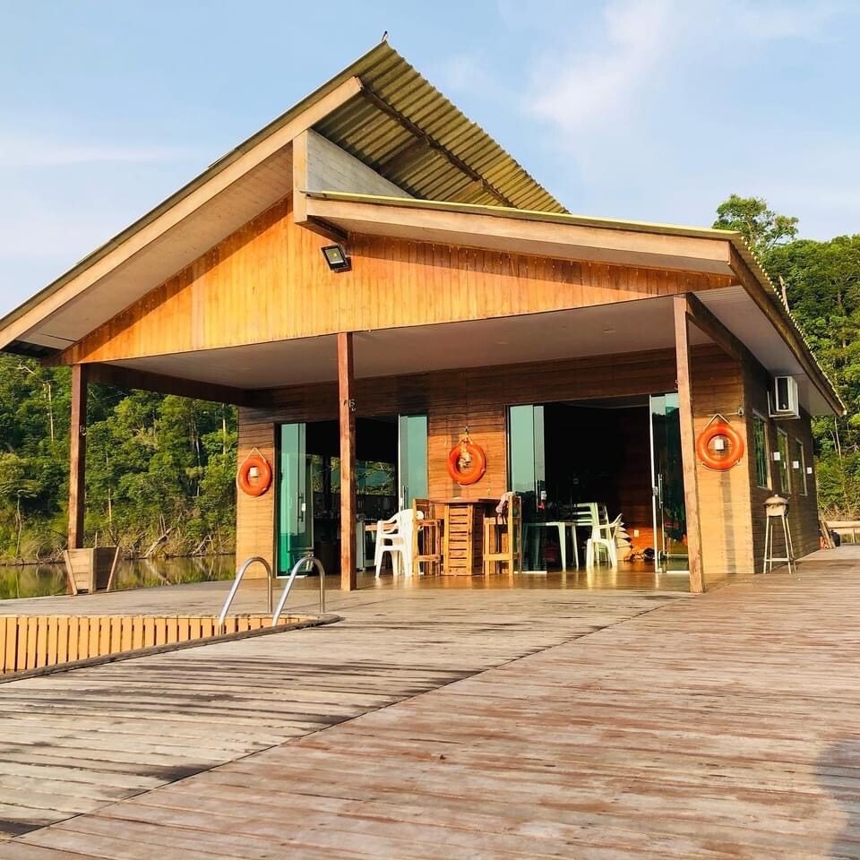 FLUTUANTE: Aproveite o feriado de Carnaval para se isolar no Paraíso Rio Verde
