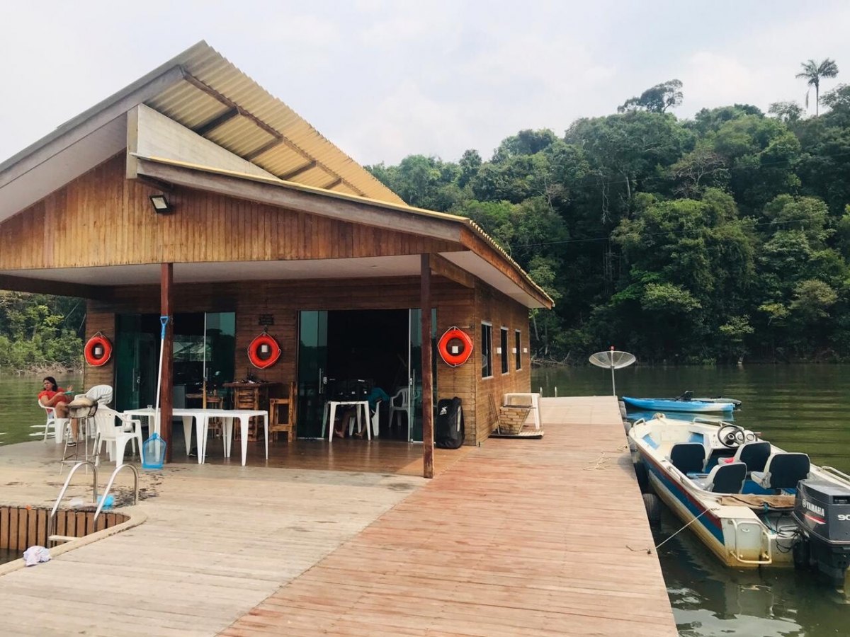 FLUTUANTE: Aproveite o feriado de Carnaval para se isolar no Paraíso Rio Verde