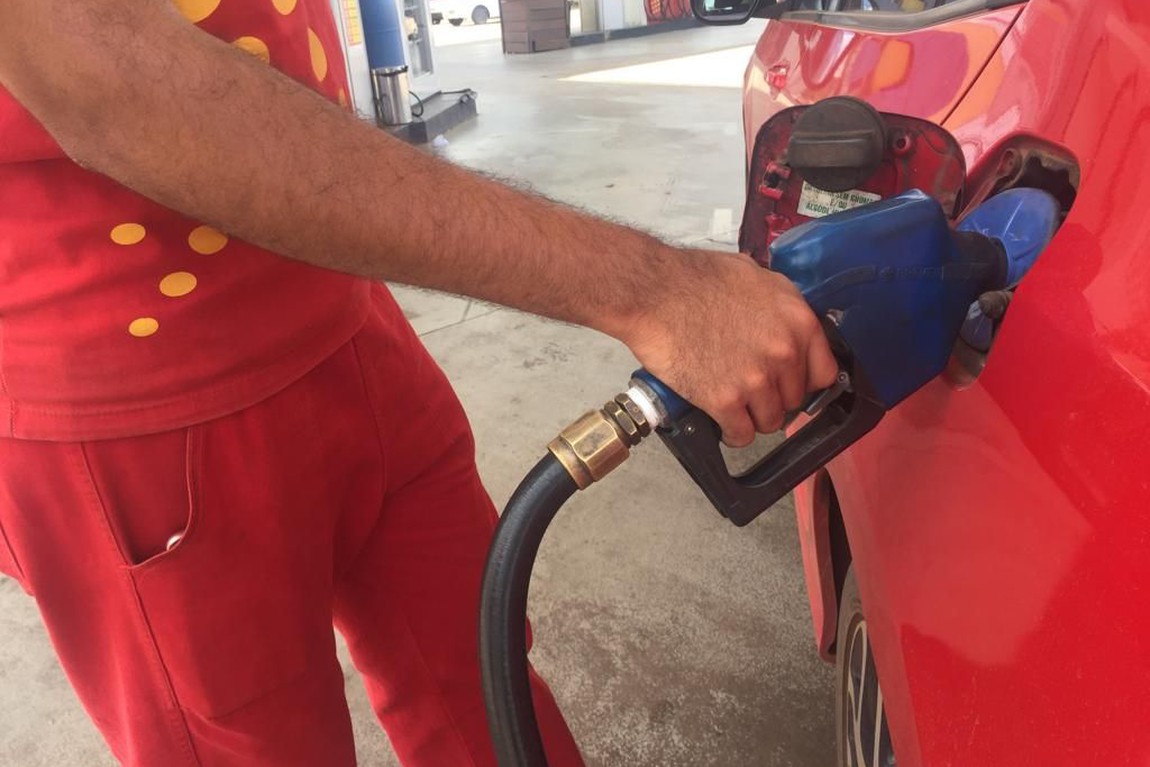 BAIXANDO: Preço da gasolina cai quase 7% nos postos de Porto Velho