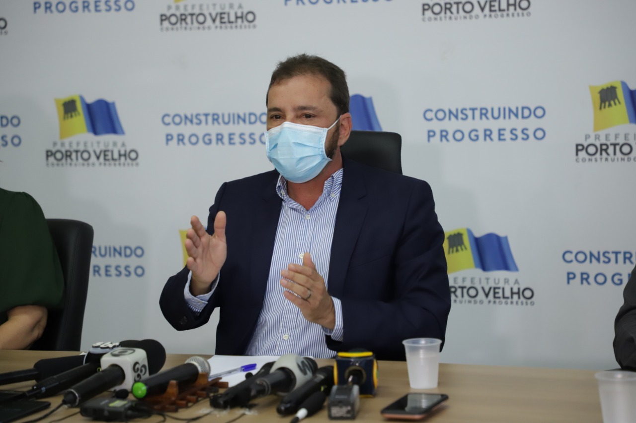 DECRETO: Hildon passa a obrigar a apresentação do comprovante de vacinação na Prefeitura