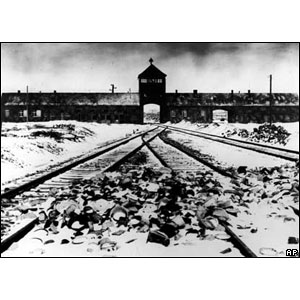 Os horrores do holocausto - ESPECIAL