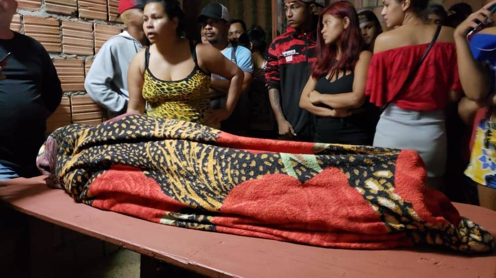 HOMICÍDIO: Vizinho estupra, mata e esconde corpo de menina embaixo de cama