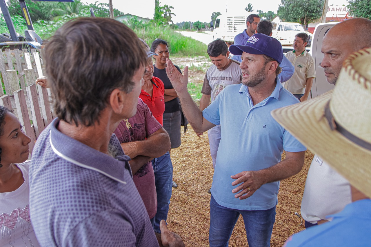 Agricultores reconhecem trabalho do deputado estadual Cirone Deiró 