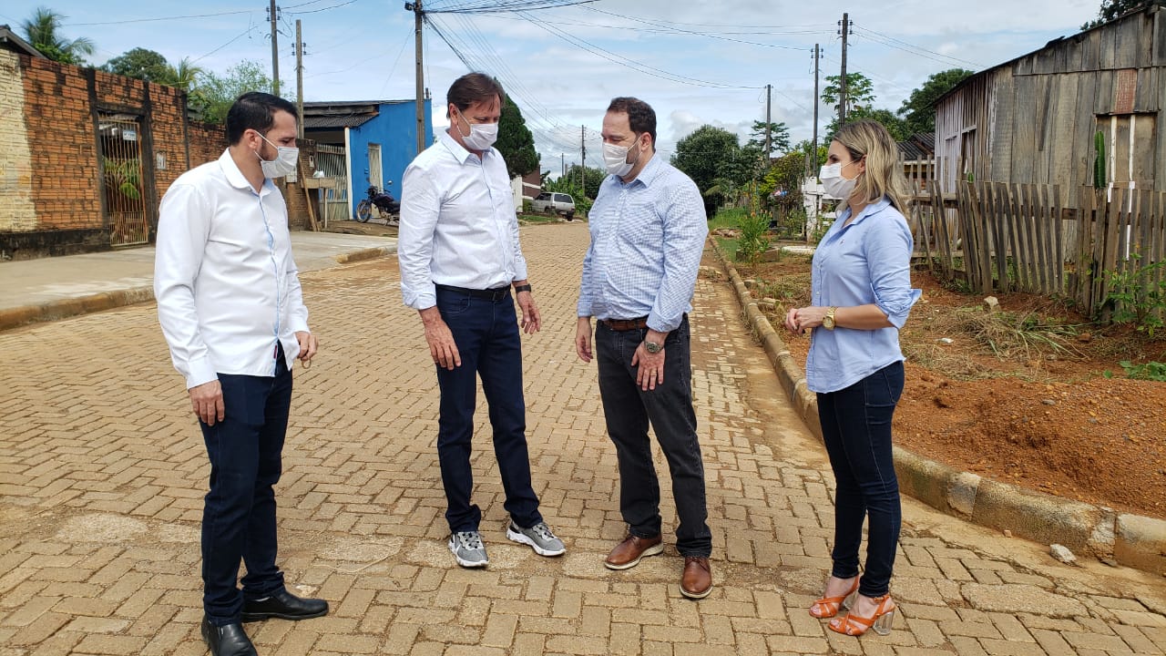 PESAR- Em Manaus, deputado Airton lamenta a morte de Paulo Moraes