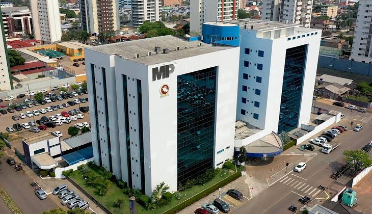 DIREITOS: Justiça garante transporte gratuito para adolescente com câncer