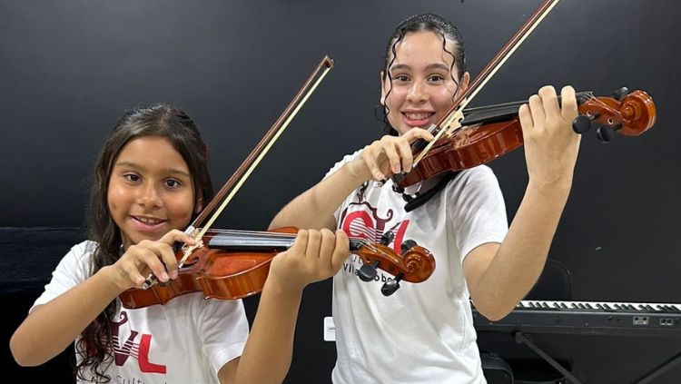 INSTITUTO VILLA-LOBOS: Instituição atende crianças da comunidade com bolsas de estudos