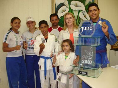 Judocas cacoalenses conquistam Campeonato Estadual em Porto Velho