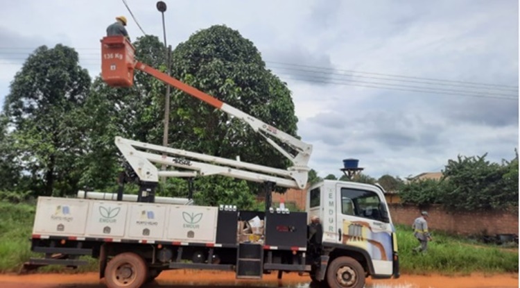 COMPROMISSO: Júnior Queiroz viabiliza iluminação pública na Vila Franciscana na BR-319