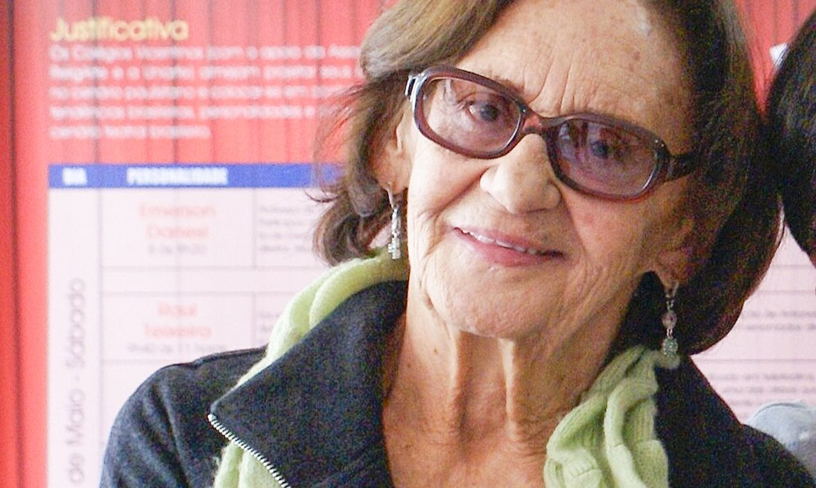 LUTO: Morre atriz Laura Cardoso aos 98 anos, em São Paulo