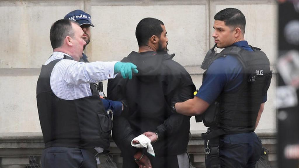 SEGURANÇA: Preso suspeito de terrorismo em Londres