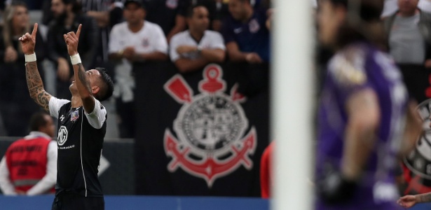 LIBERTADORES: Corinthians bate Colo-Colo em Itaquera, mas é eliminado de novo nas oitavas