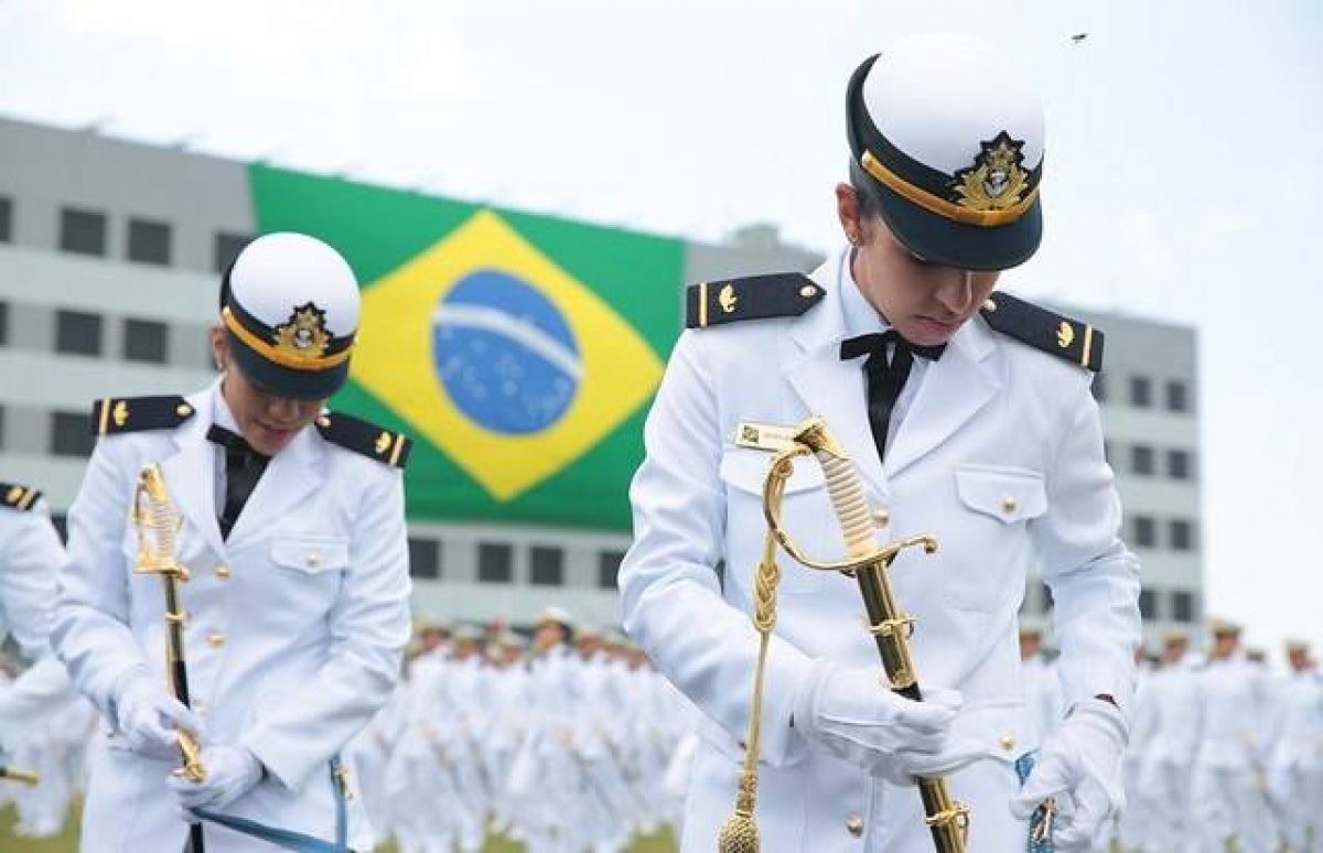 VAGAS: Marinha abre seleção com mais de 200 vagas para formação de oficiais