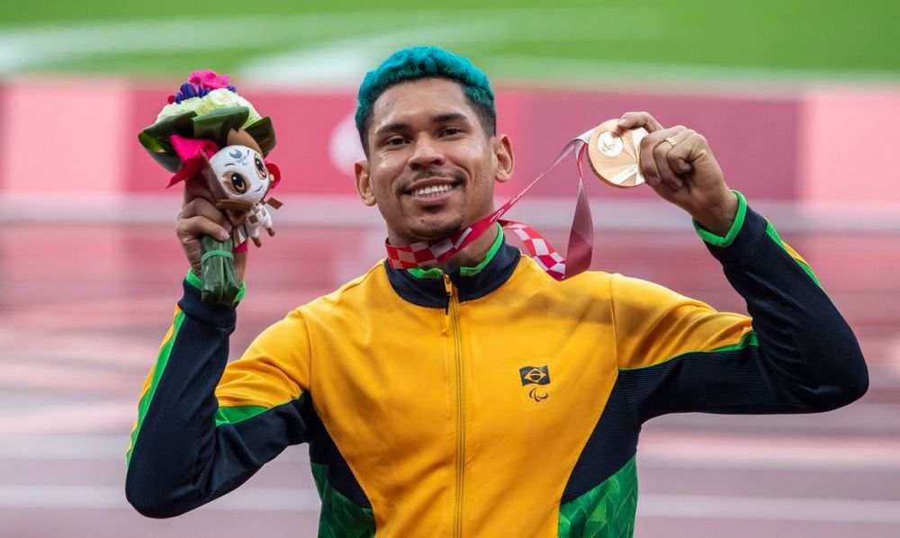 ORGULHO RONDONIENSE: Mateus Evangelista, de Rondônia, conquista medalha de bronze em Tóquio