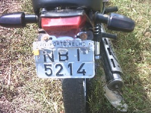 Moto com placa fria é apreendida pela PM em Jaru