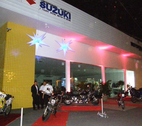 MOTOVEMA -  Suzuki tem nova loja na capital