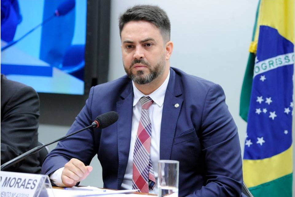 ORGULHO PARA RO: Léo Moraes é indicado ao prêmio de melhor deputado federal do país