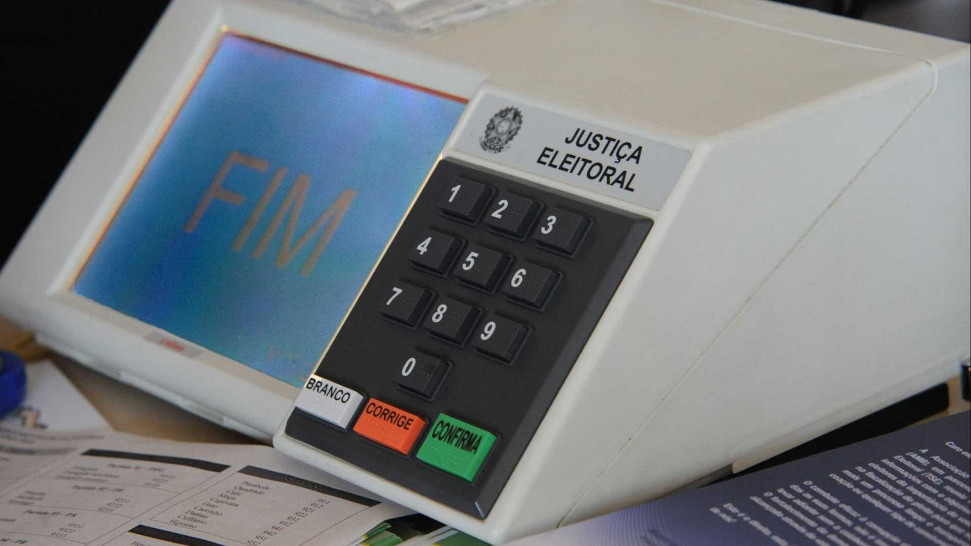 ELEIÇÕES 2018: TRE-DF prepara 680 urnas eletrônicas para envio ao exterior