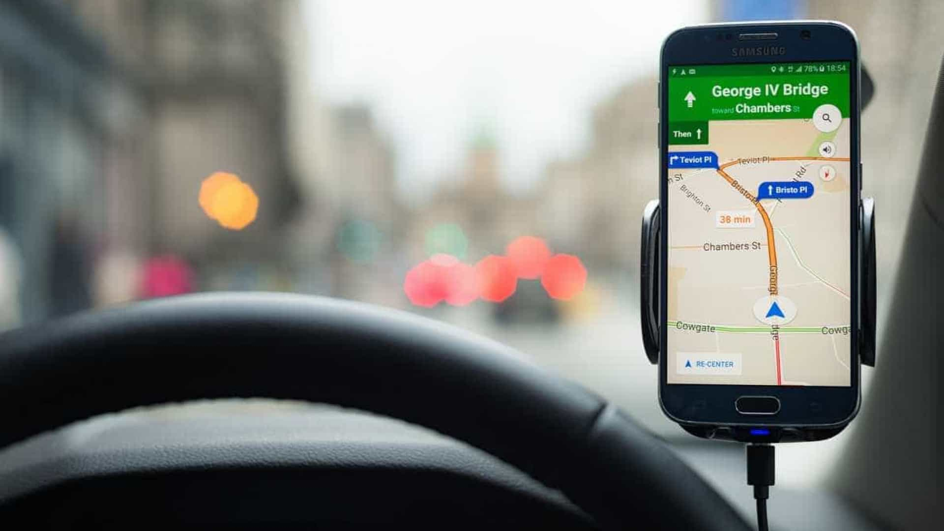 VELOCIDADE: Google Maps vai servir de velocímetro