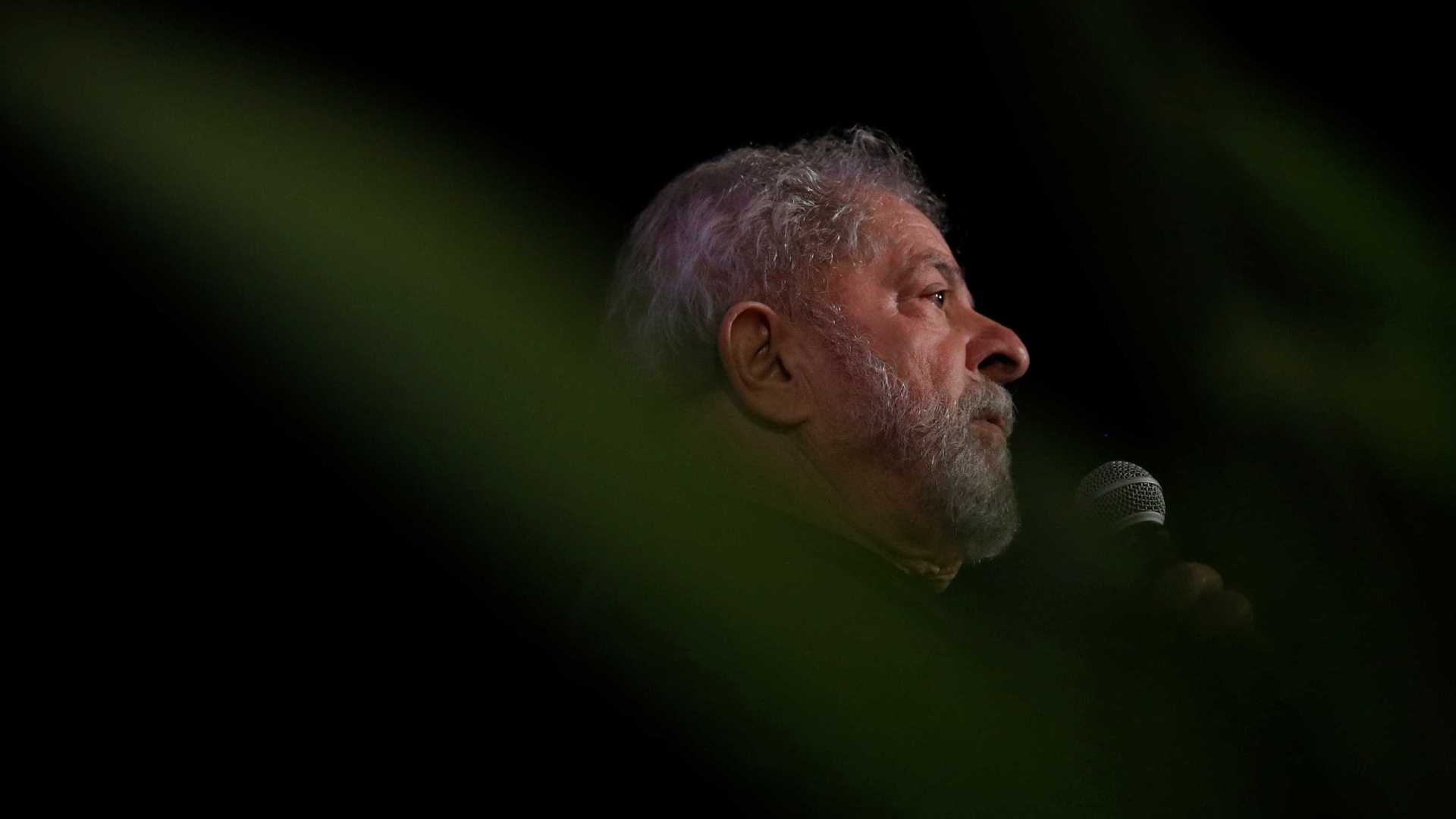 TRF-4 marca julgamento de último recurso e Lula pode ser preso dia 26