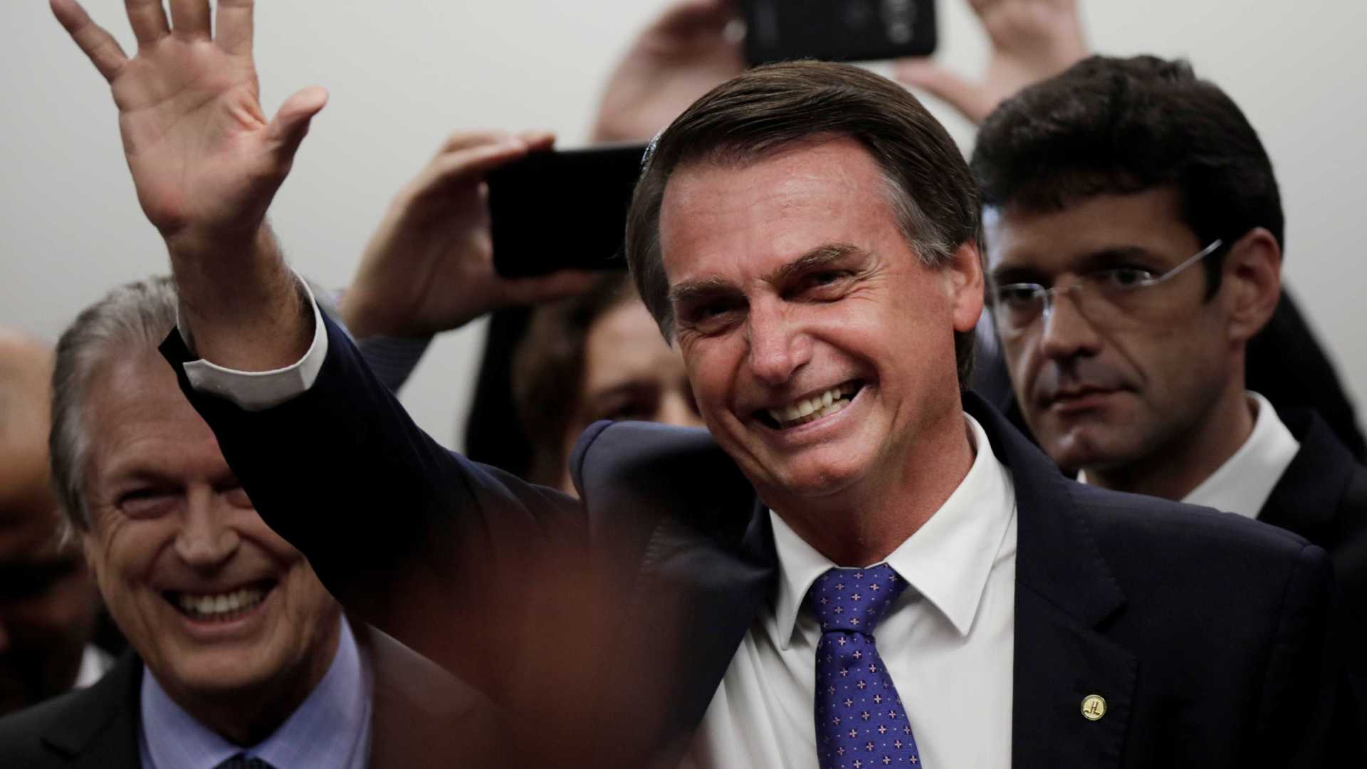 EM CAMPANHA: Bolsonaro diz que direitos humanos é 'desserviço ao nosso Brasil'