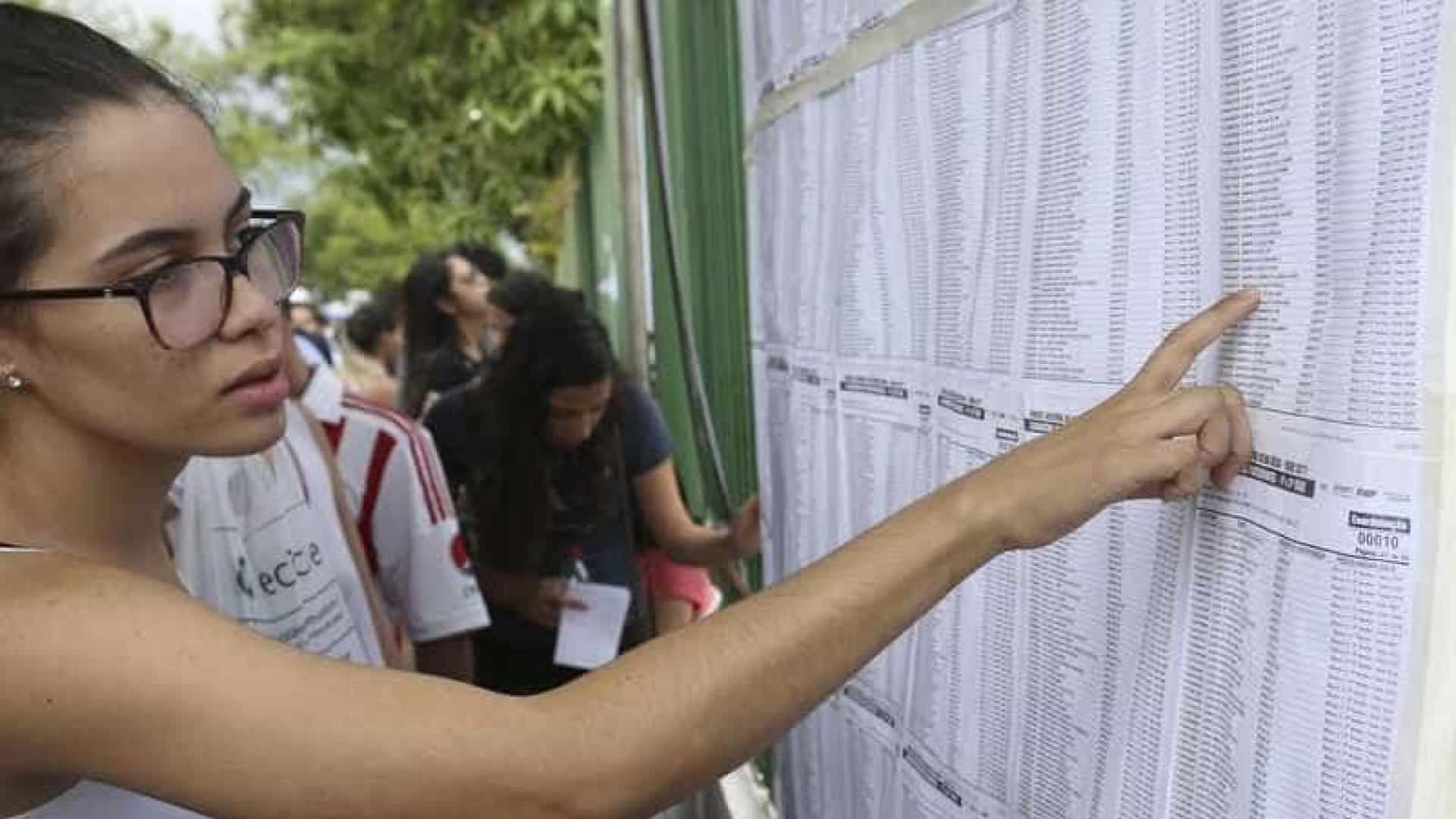 MEDIDAS: Sem concurso, governo remaneja servidores