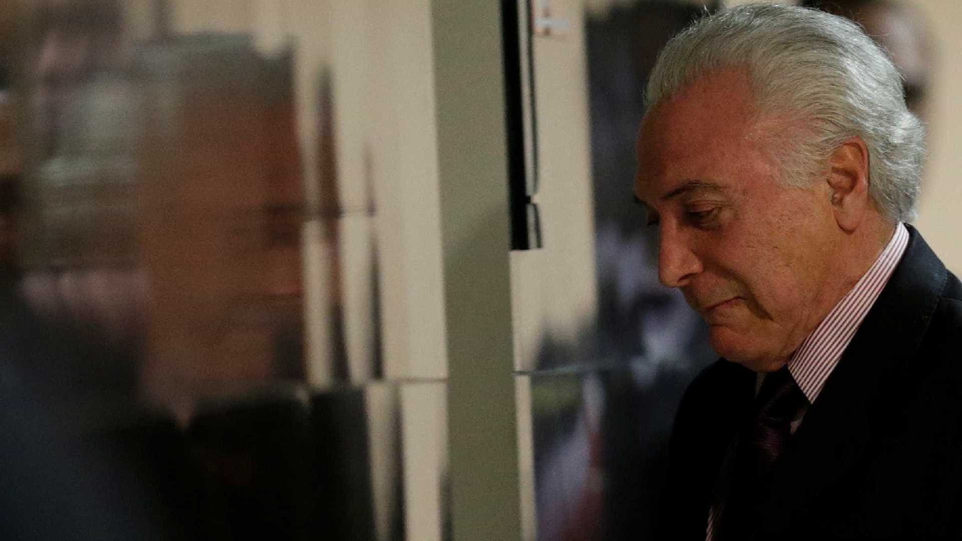 PRESIDENTE: Aliados avaliam risco de nova denúncia contra Temer