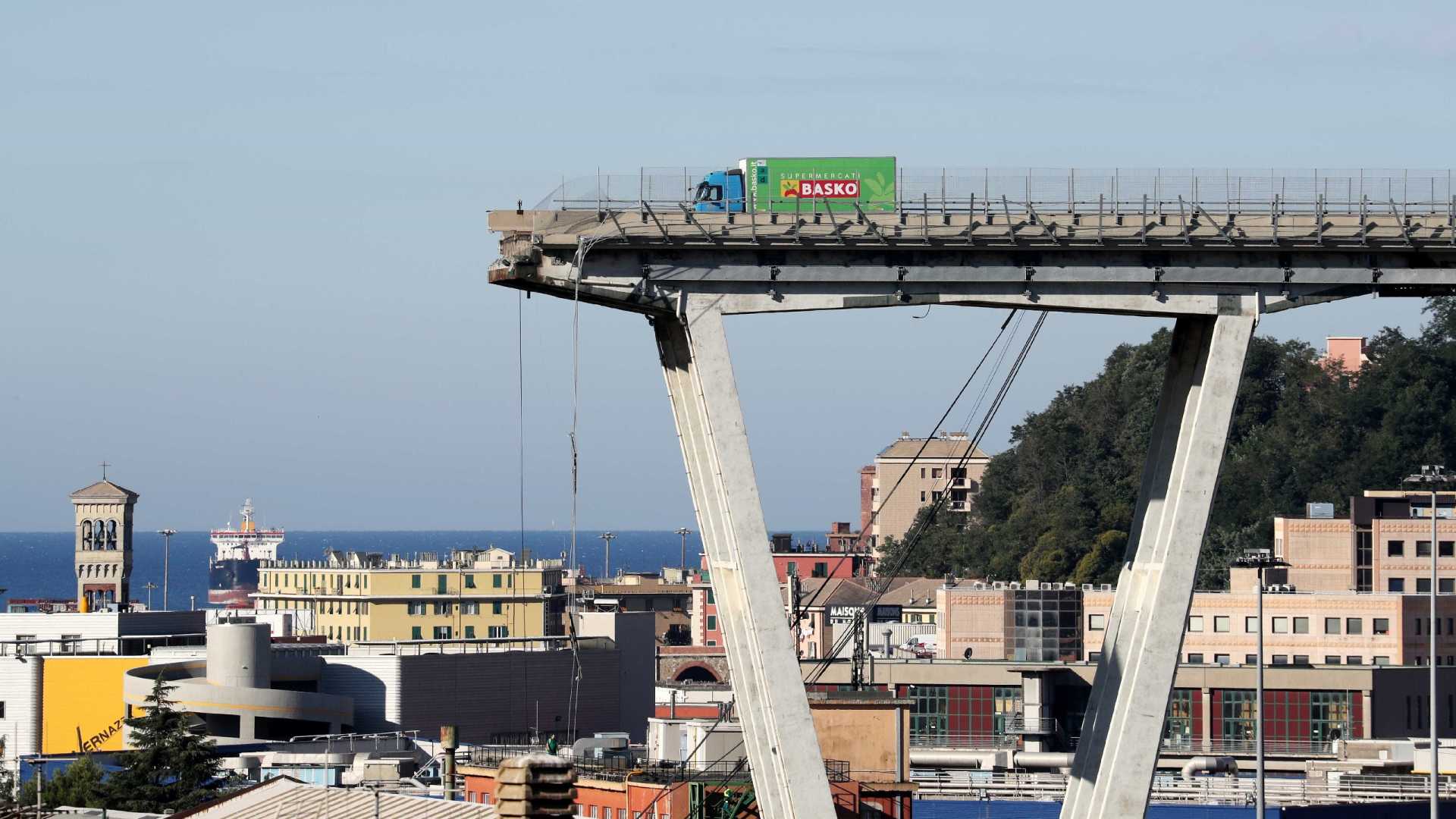 APÓS TRAGÉDIA: Ponte desabada na Itália será reconstruída em 8 meses