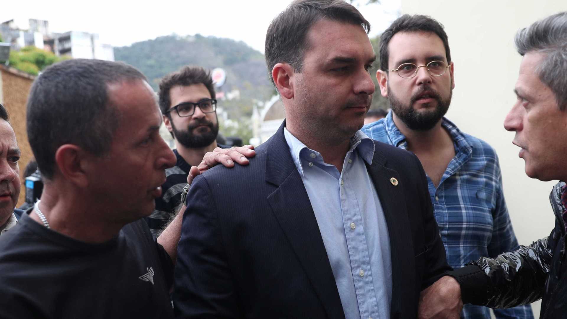 INVESTIGAÇÃO: MP diz que poderá quebrar sigilo de ex-assessor de Flávio Bolsonaro