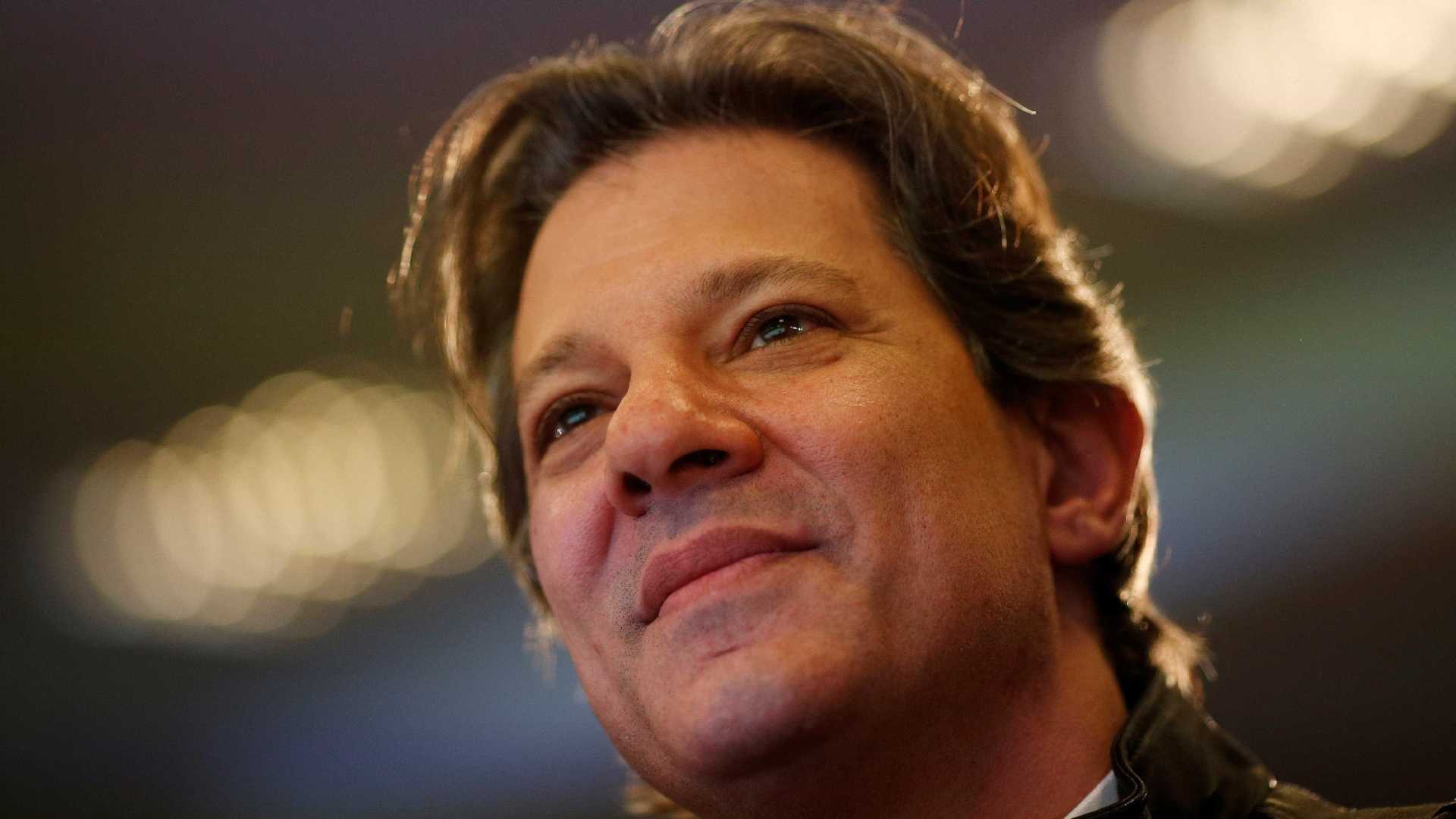 ELEIÇÕES 2018: Com aval de Lula, Haddad é oficializado candidato ao Planalto pelo PT