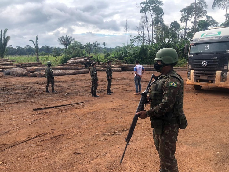 BURITIS: Operação Verde Brasil 2 faz ação em município para combater crime ambientais 