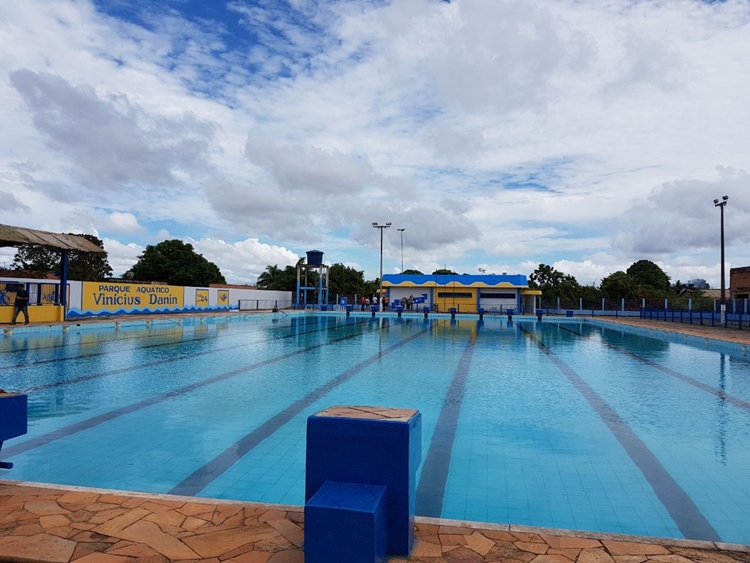 VINICIUS DANIN: Piscina Olímpica do Parque Aquático passa por reforma