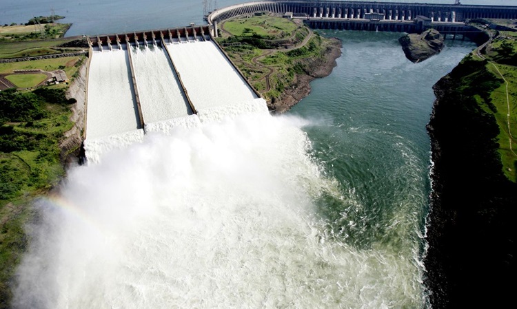 IMPACTO AMBIENTAL: Estudo relaciona mortandade de peixes a operações de hidrelétricas