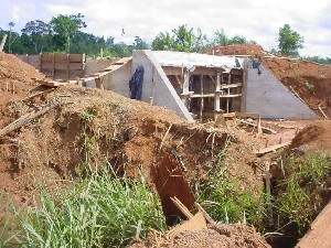 Devop conclui obras de recuperação da BR-429 entre São Miguel do Guaporé e Seringueiras -  Foto