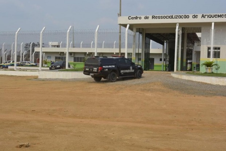 ALERTA: Quatorze apenados fogem de presídio em Rondônia