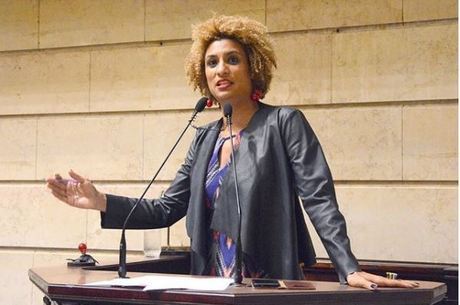 RIO DE JANEIRO: Projeto de Marielle Franco sobre Dossiê Mulher Carioca vira lei