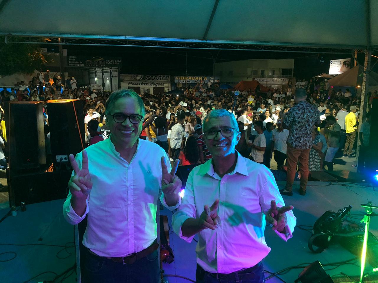 ARIQUEMES: Deputado Geraldo da Rondônia prestigia réveillon da Praça da Vitória