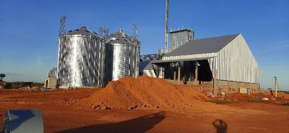 CEREJEIRAS: Obra de secador de grãos continua e deverá ficar pronta neste ano