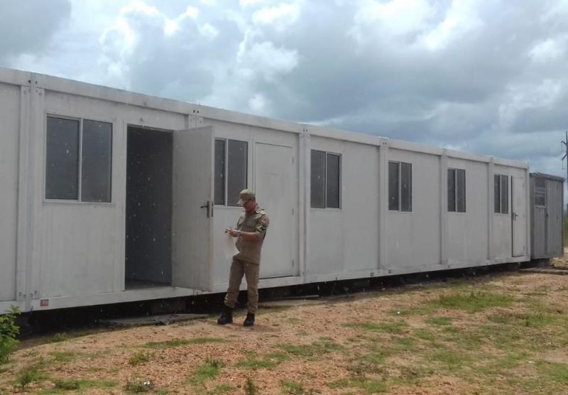 RECOMENDAÇÃO DO MP: Corpo de Bombeiro fiscaliza escolas com salas de aulas contêineres em Rondônia