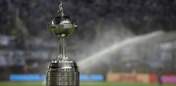 FUTEBOL: Com Copa no caminho, times da Libertadores mudam de cara para o mata-mata