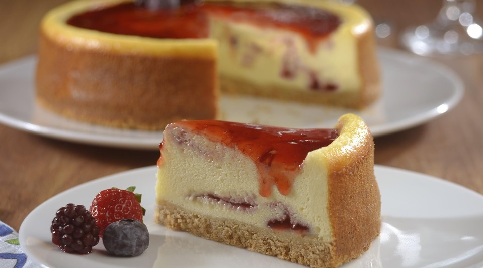 MARAVILHOSO: Aprenda uma rápida receita de cheesecake com frutas vermelhas