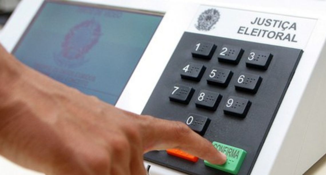 Eleições 2024: eleitor pode levar para a cabine anotação com os números dos candidatos