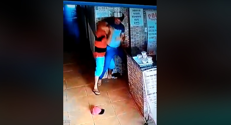 VÍDEO: Câmera registra vereador brigando dentro de hotel em RO