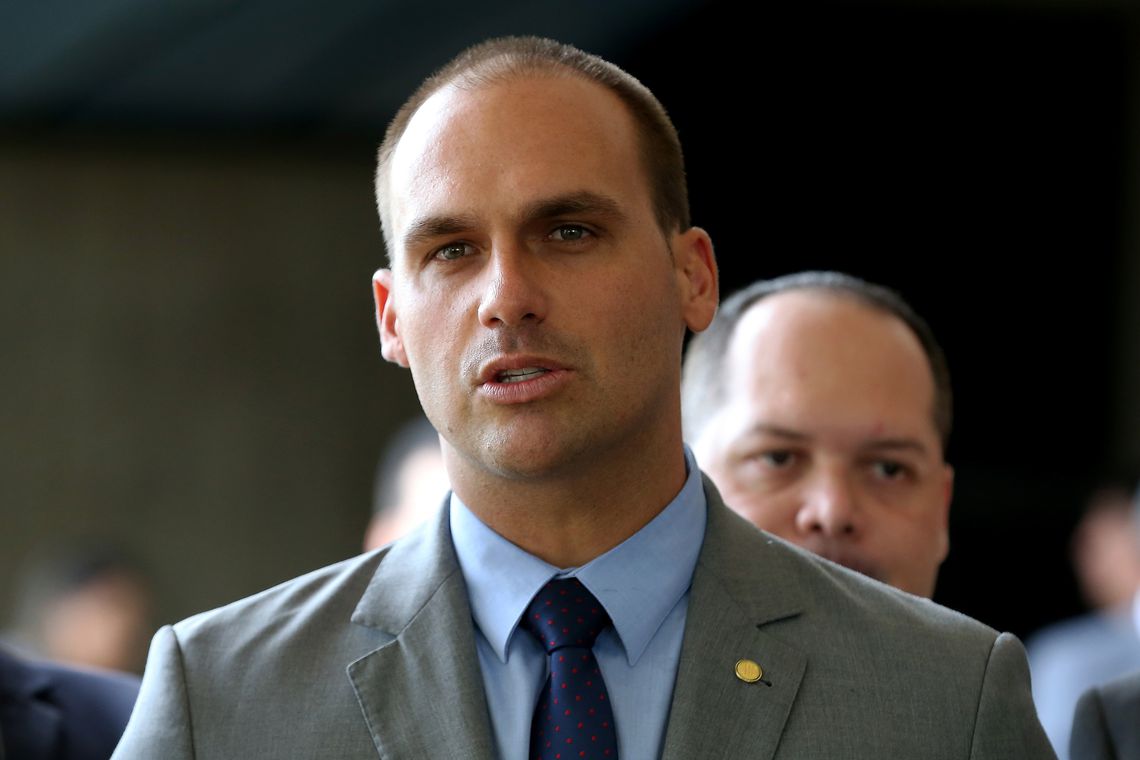 EMBAIXADOR: Advocacia do Senado emite parecer favorável a Eduardo Bolsonaro