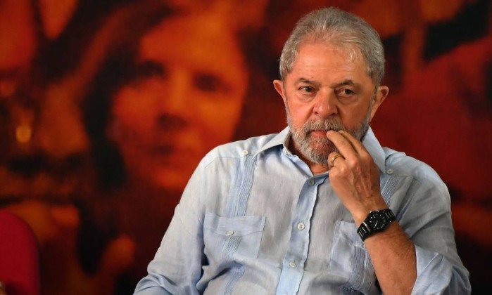 DECISÃO: Gleisi e Haddad dizem que Lula decidiu retirar pedido de soltura do STF