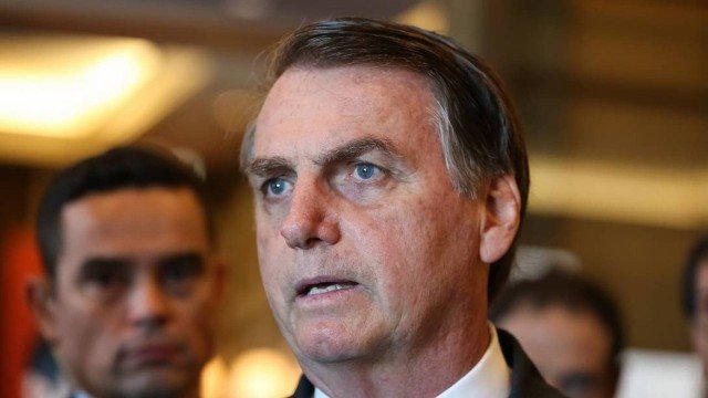 ECONOMIA: Governo só fará concursos públicos 'essenciais', diz Bolsonaro