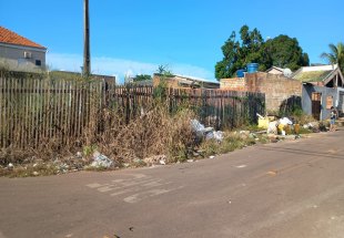PEDIDO DE PROVIDÊNCIA: Terreno da Caerd abriga cracolândia no bairro Aponiã